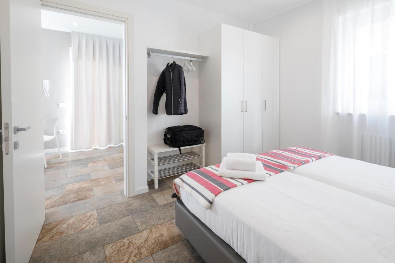 Residenza Ai Ferrari Apartment Riva del Garda Ngoại thất bức ảnh