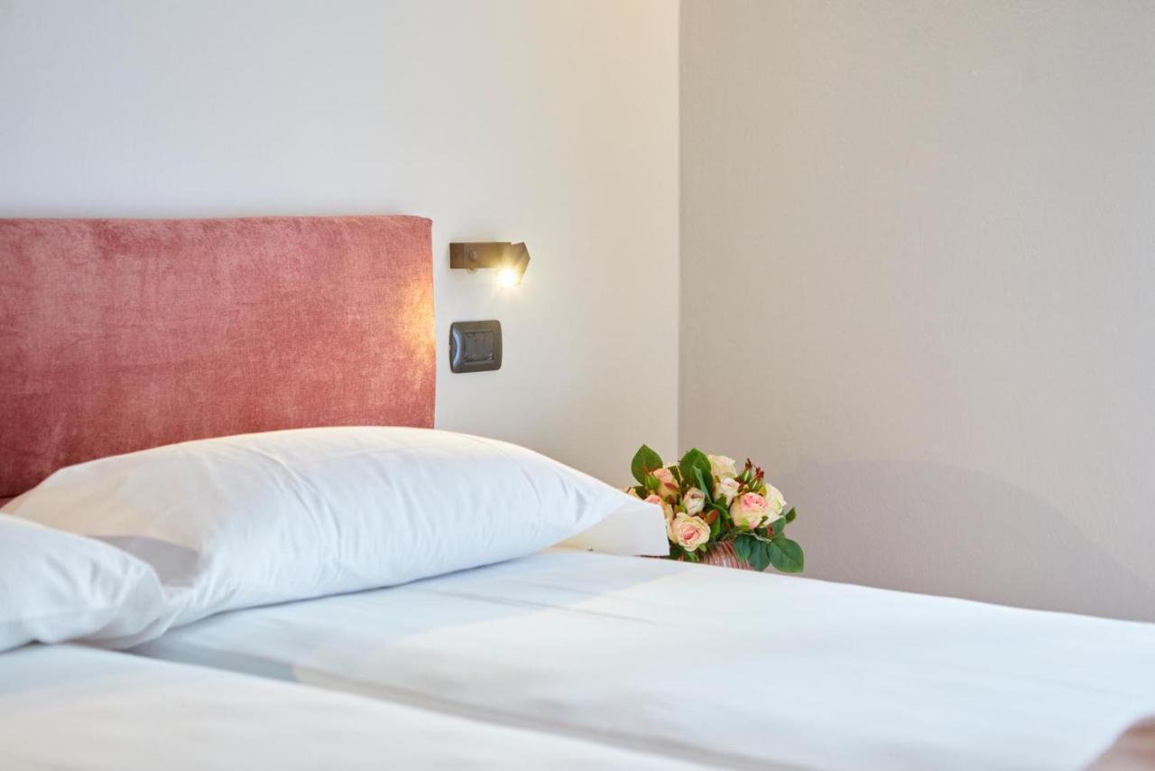 Residenza Ai Ferrari Apartment Riva del Garda Ngoại thất bức ảnh